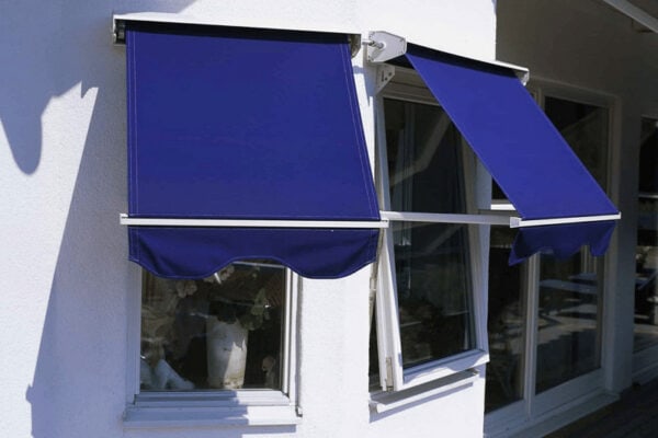 Pivot Arm Awnings 600x400 1