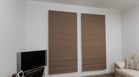 How to Choose Made-to-measure Custom Roman Blinds for Light Control, Privacy, and Year-round Comfort?