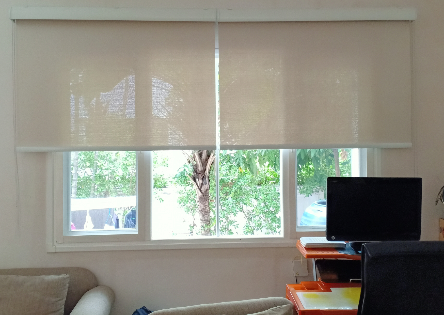 motorised roller blinds